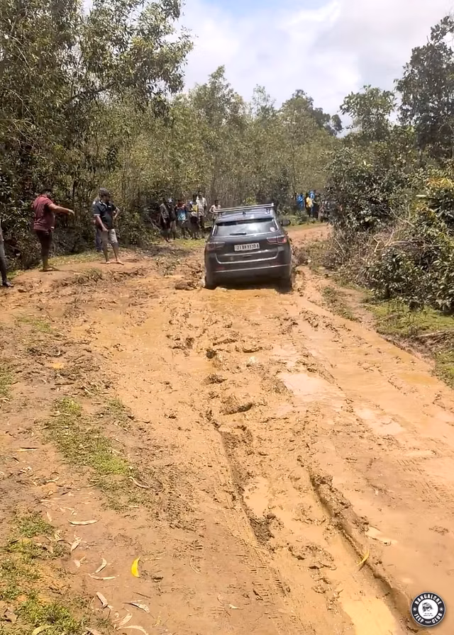 Bangalore Jeep Club's Torrential Trail - Sirsi