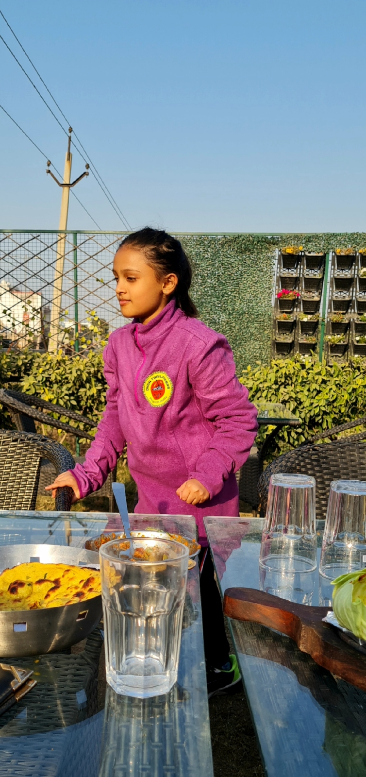 Raesha looking happy taking her seat !