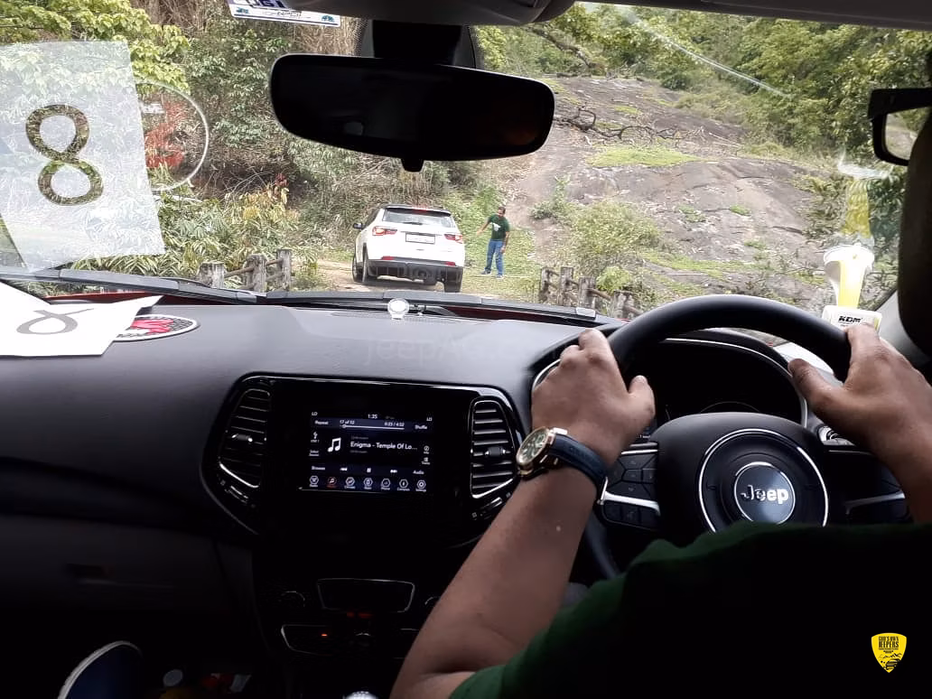 Cochin - Munnar Destination Drive