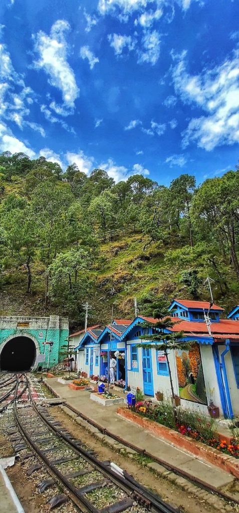 CHD Breakfast Jeep Drive to Barog